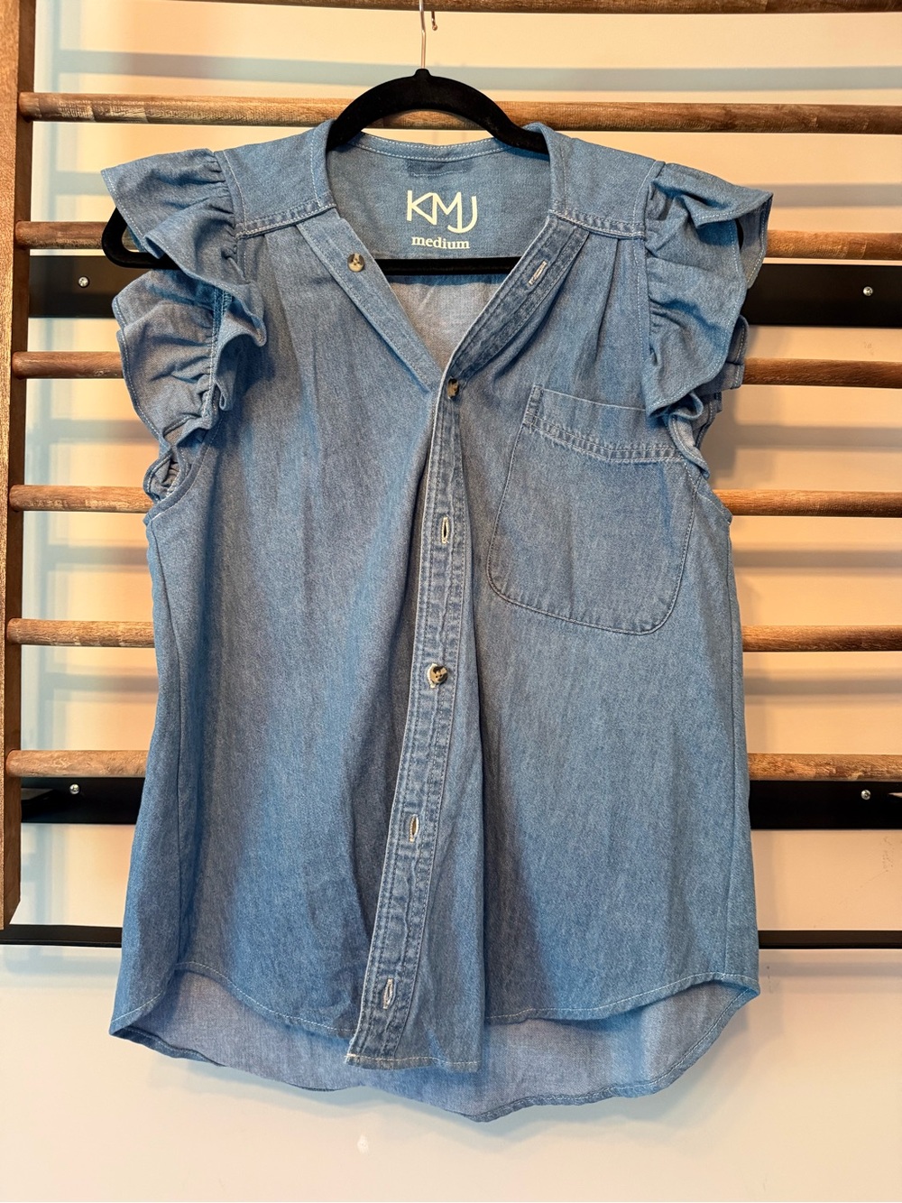 KMJ Medium Light Blue Denim Ruffle Sleeve Button-Front Top